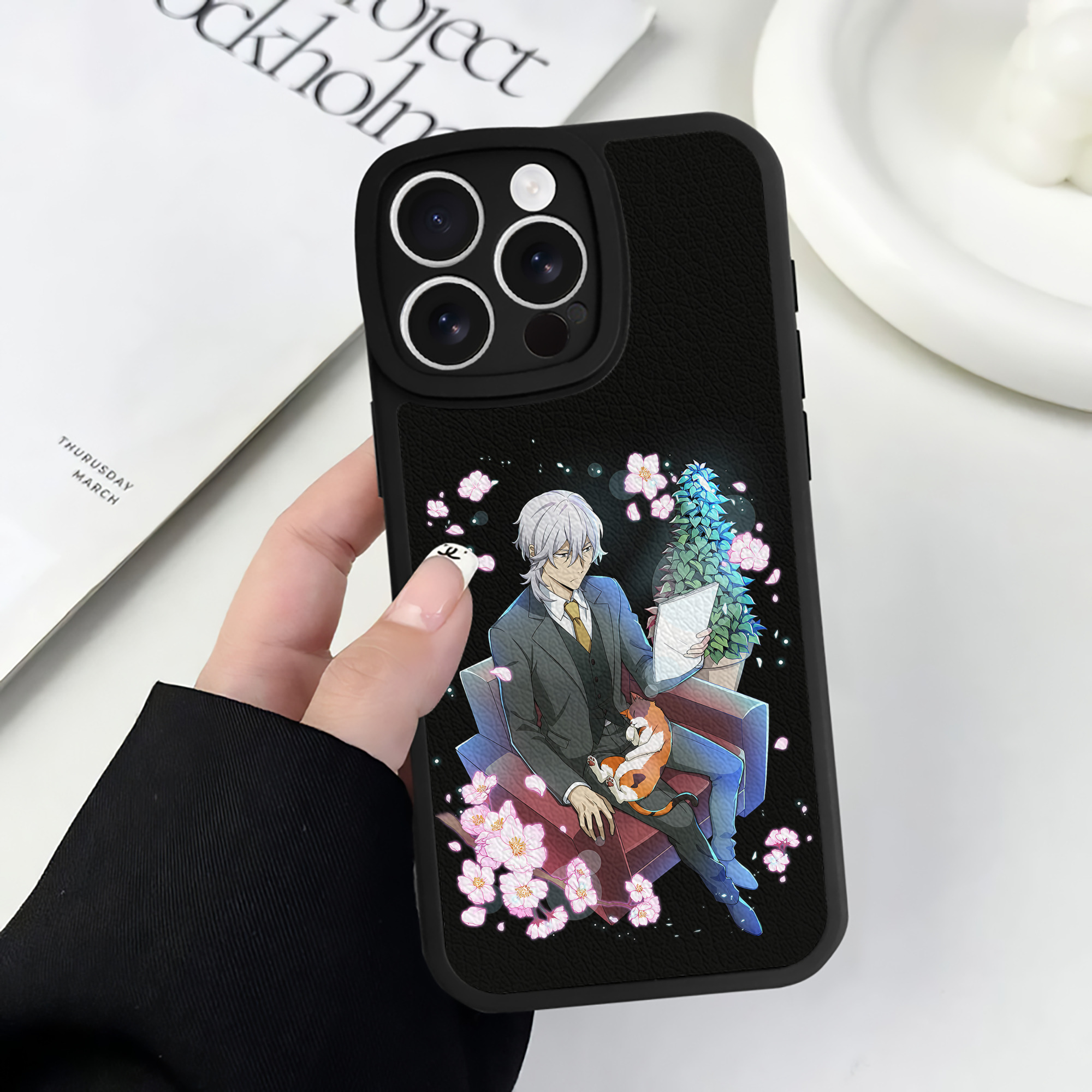 （画像用） 文豪ストレイドッグス Bungo Stray Dogs 【iPhone 16シリーズ対応】シリコンスマホケース（レザー調） 材質：シリコン